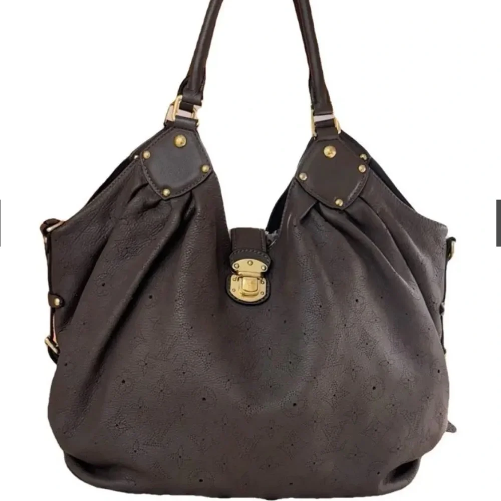 Authentic Louis Vuitton Mahina Boho In Elephant Gris - Picture 7 of 16